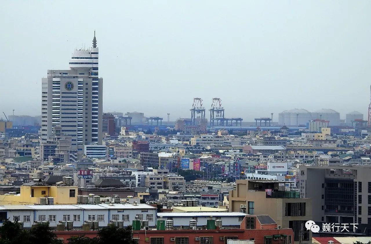 这所大学很特别，来的人都会找到逝去的校园爱情故事