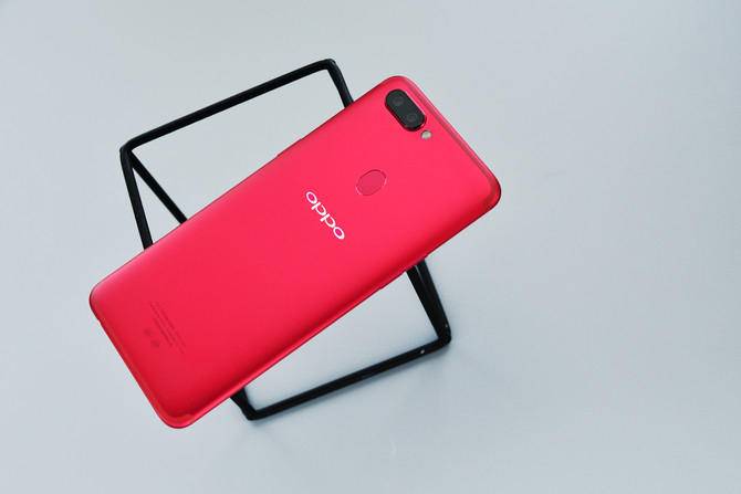 oppo手机目前拍照最好的是哪一款,三星s21和oppofindx3拍照哪个好