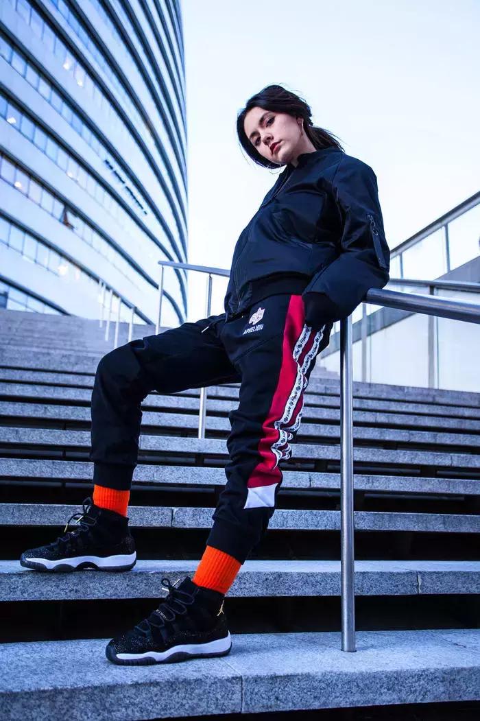 适合情侣穿aj,送女朋友的圣诞礼物aj