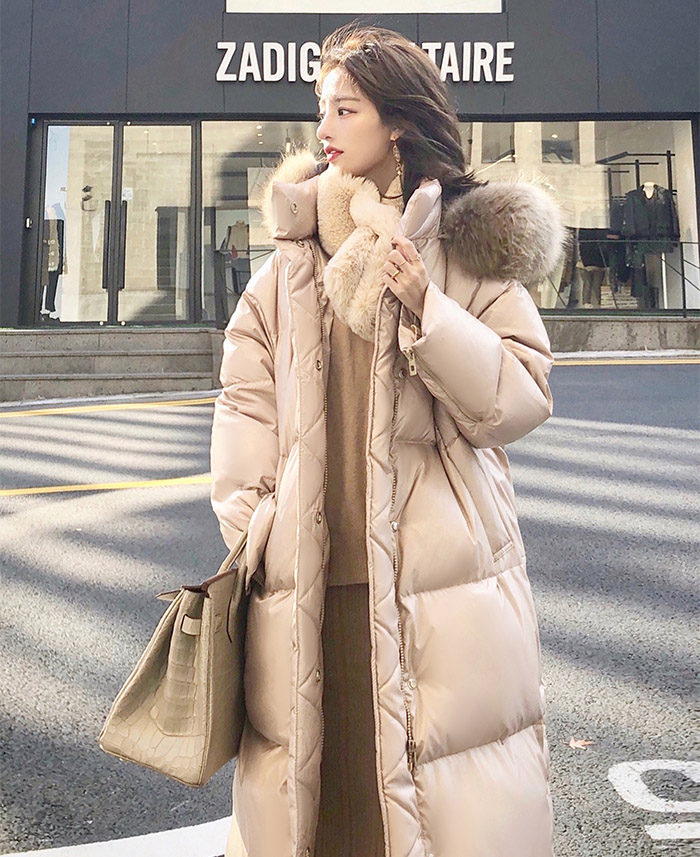 今年超流行的羽绒服你都买对了吗 (今年最流行的羽绒服有哪些)