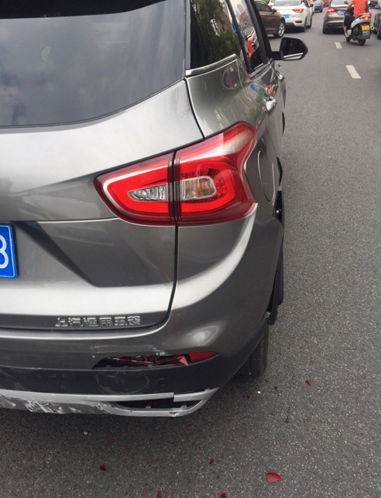 宝骏510汽车真实车祸,宝骏510车事故