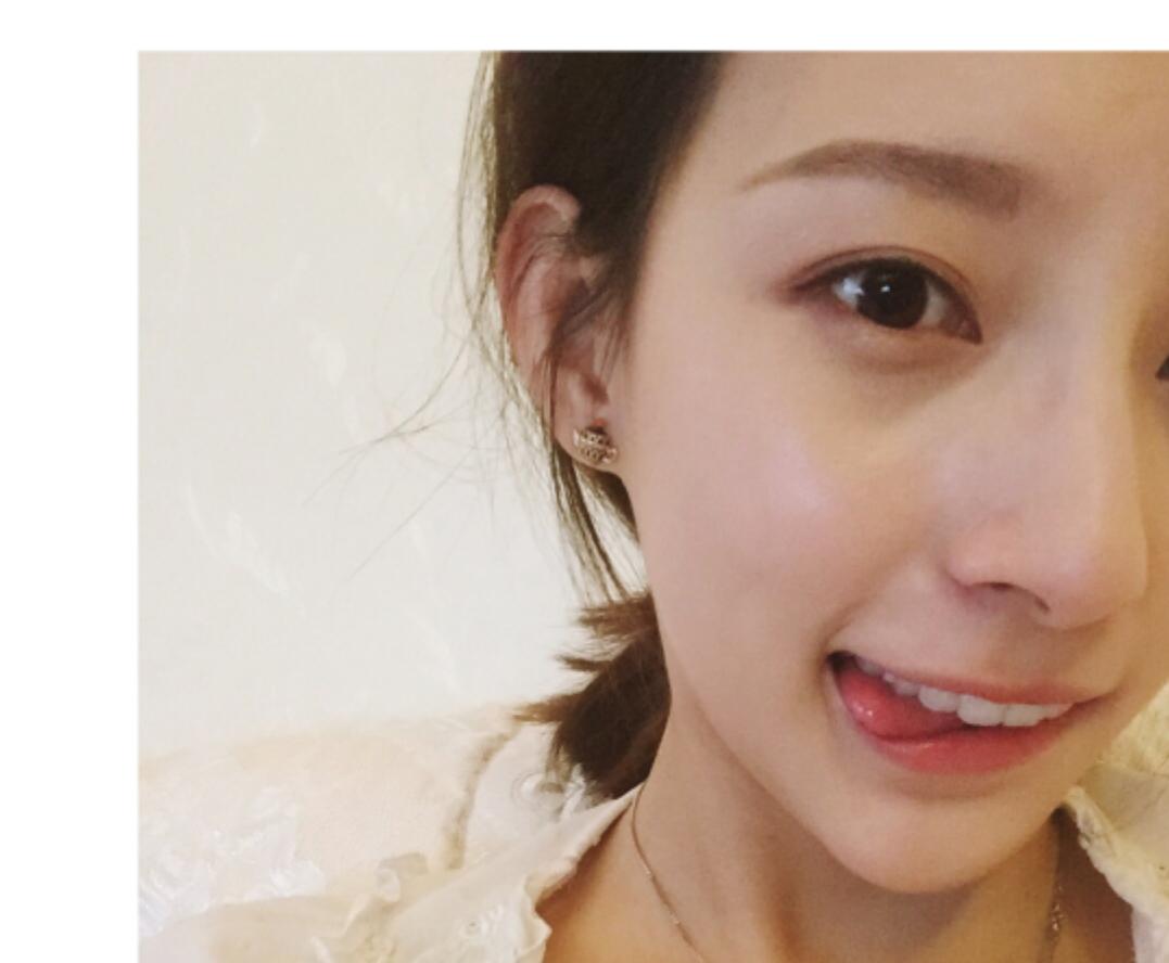 女足球主持,足球女主持人最好看的是哪个