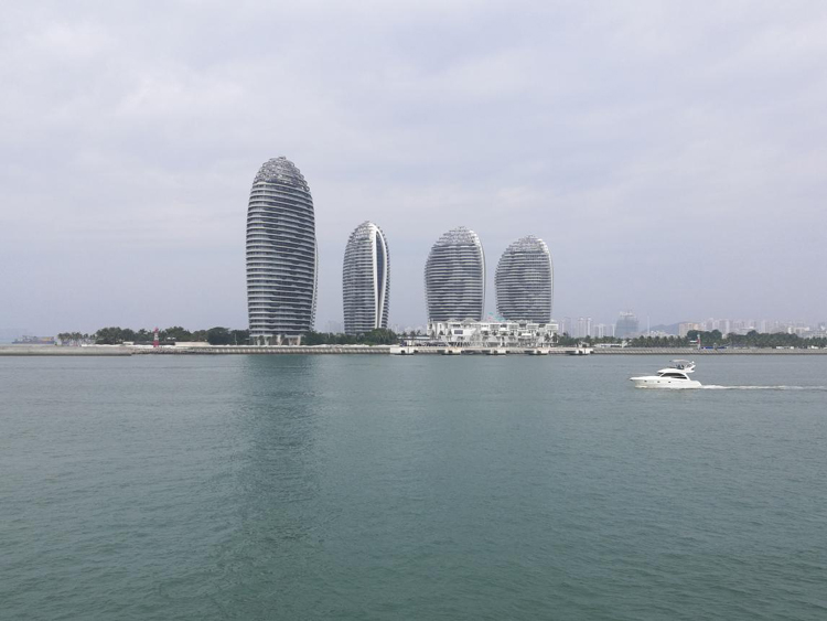 包豪华游艇出海海钓,租一艘豪华游艇出海海钓