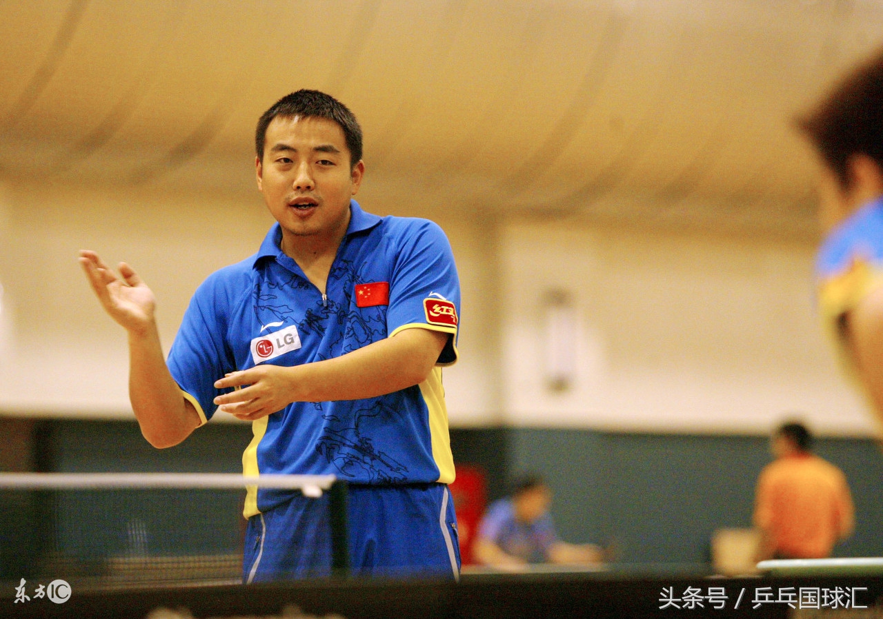 你犯了一个基础动作的大忌，不多加注意就完了！-乒乓找教练