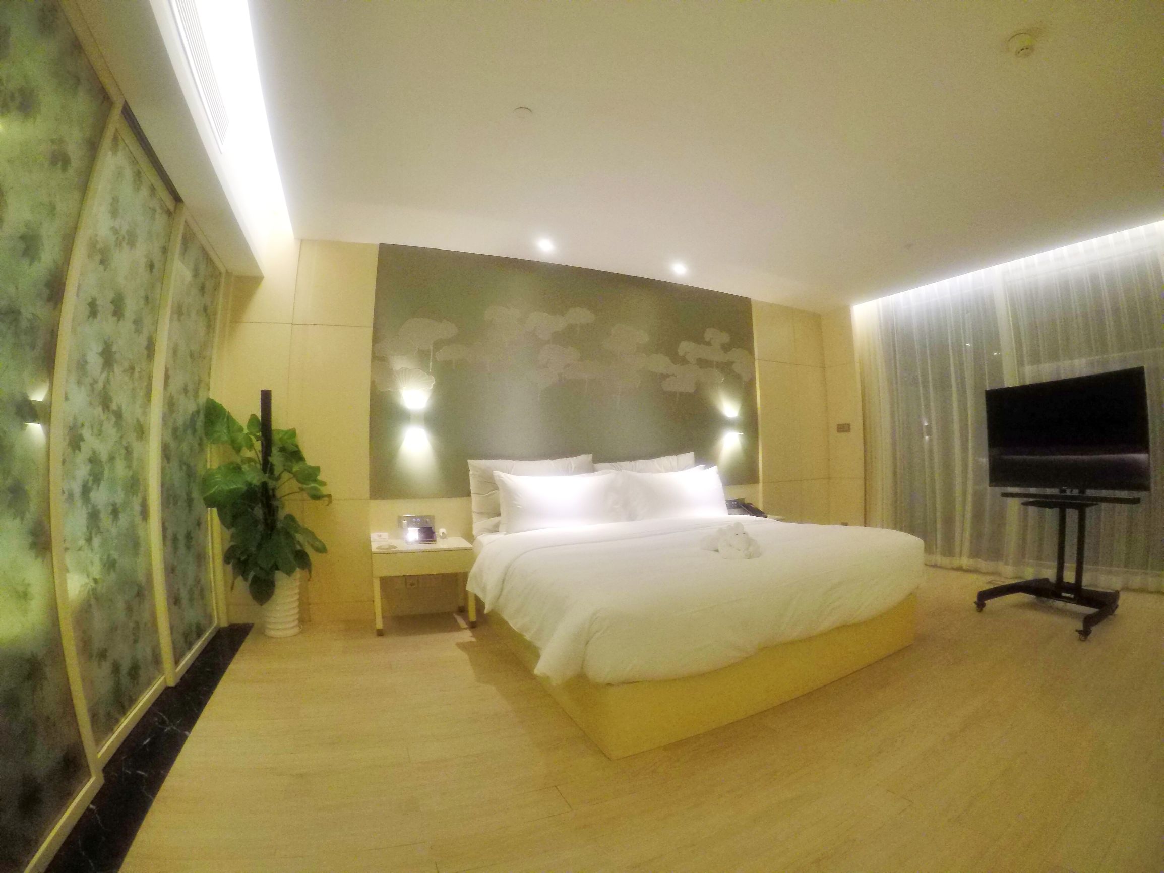 三亚度假之旅完美结束,三亚度假巨无霸五天五夜玩不腻