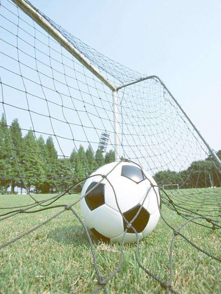 有关足球的壁纸,足球氛围感手机壁纸