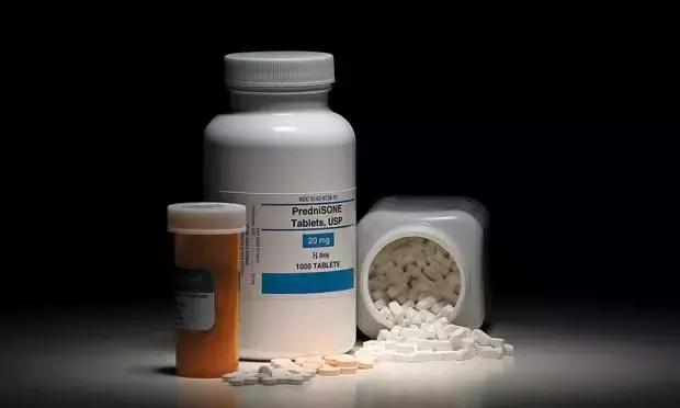 穿好奶奶织的毛裤,你依旧无法避免与风湿膏药共度晚年