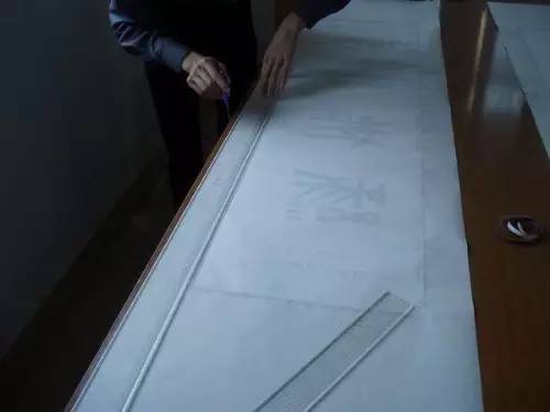 书画作品装裱价格,书画装裱标准及装裱操作全过程