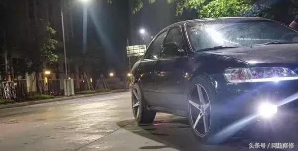 老款雅阁旧车翻新改造新款全过程,2003款雅阁全车翻新价格