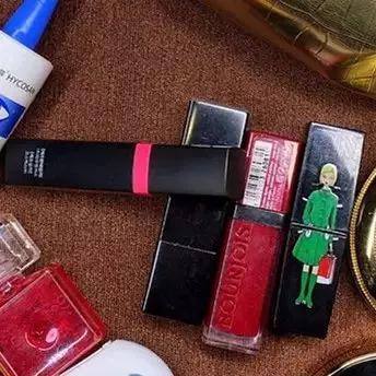 扒一扒明星化妆包,明星的化妆包大揭秘