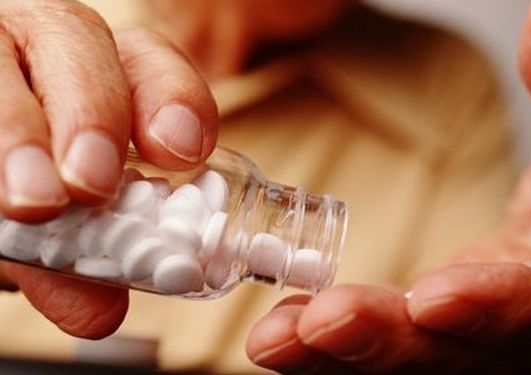 乙肝小三阳抗病毒标准及最佳时间,最新指南乙肝需要抗病毒治疗吗