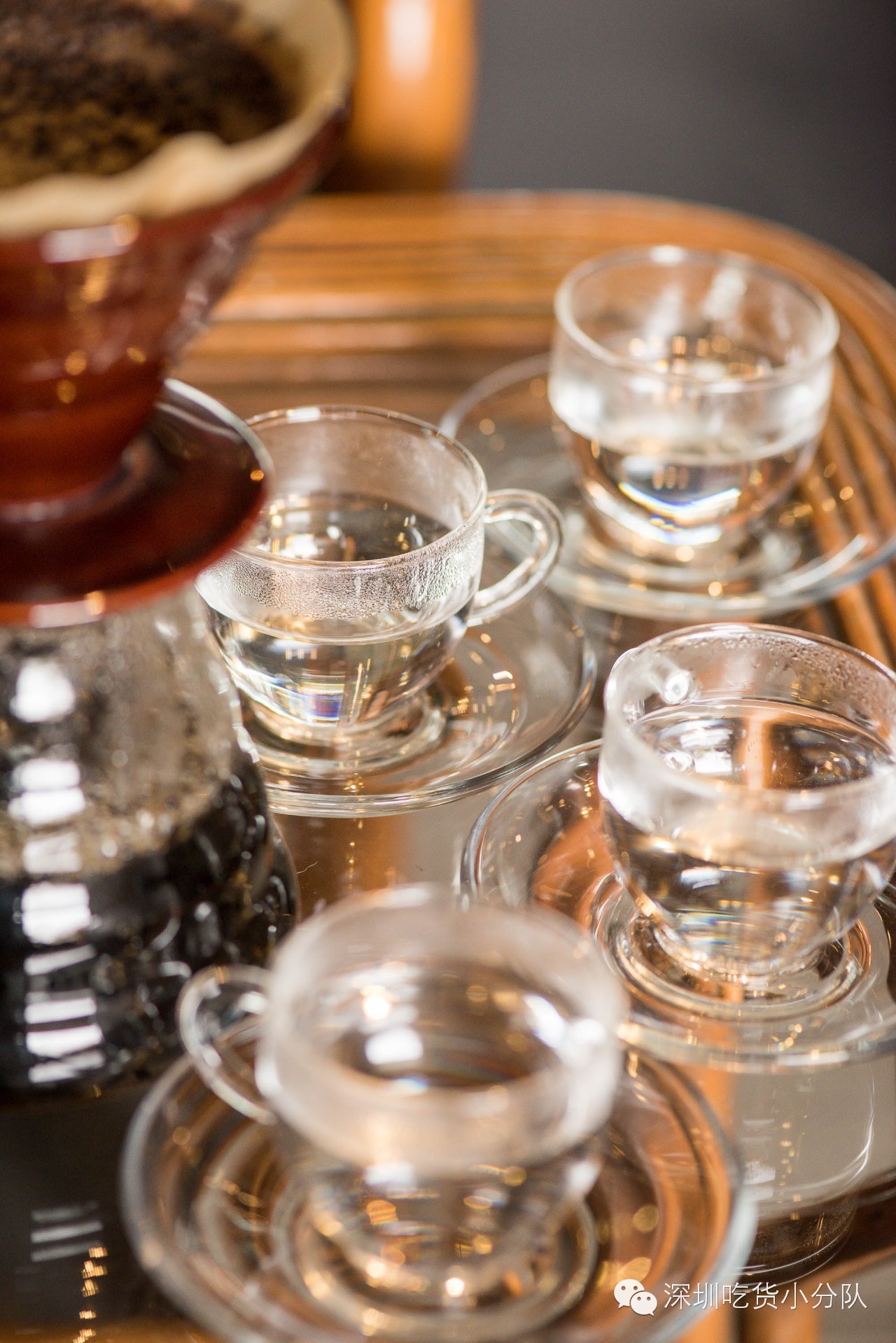 第3家店,但新来的两个男店长都不是人...