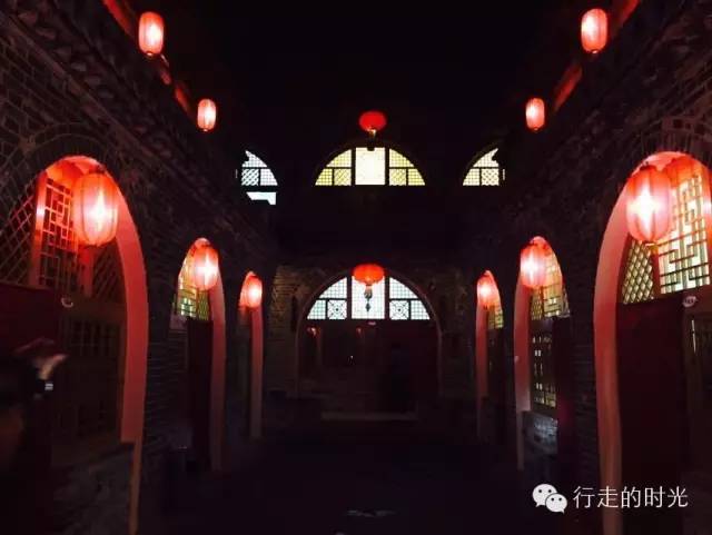 女子每天吃香蕉皮,坚持了一个月,结果...../包头人自己的“迪斯尼”——包头乐园:百万现金回馈粉丝,你来玩我买单!