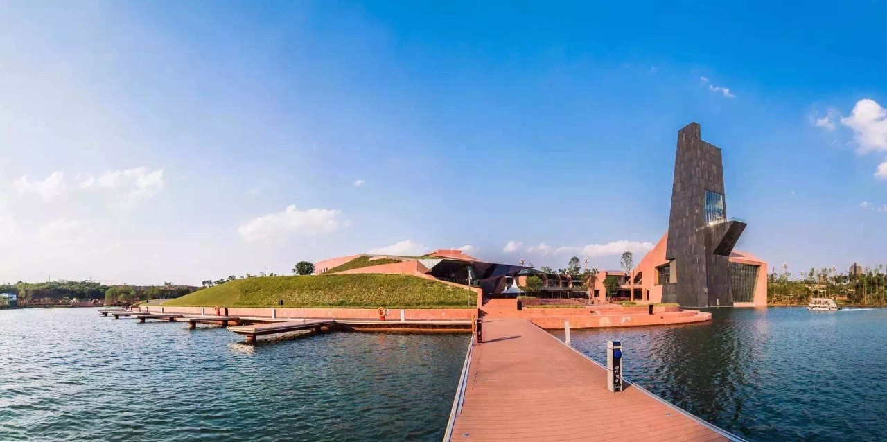 惊鸿一瞥的神盘「麓湖」将如何失败？︱刘德科