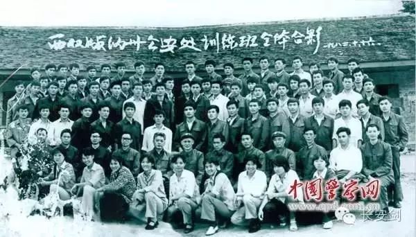 为什么吸毒不该轻易被原谅？看过《*底卧**归来》这部剧终于明白了