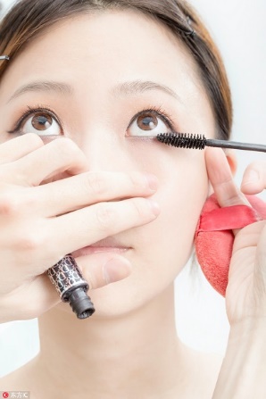 热巴的造型和范冰冰相似,热巴范冰冰复古港风