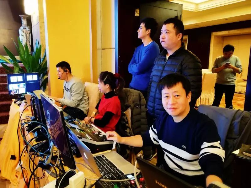 巡回之旅收官站出现神秘圆桌会议！到底说了啥？丨股市大家谈