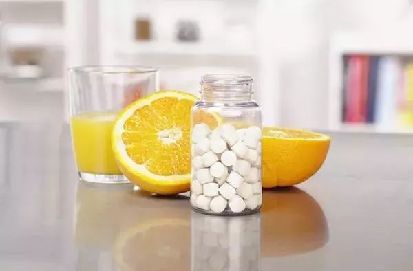 吃药要忌口，这些药物和食物不能同服，请谨记！