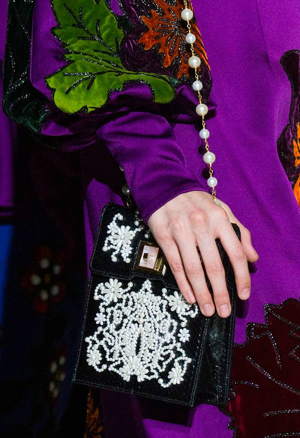 美到犯规|有了这些花样玩法谁还要正经地戴珍珠?