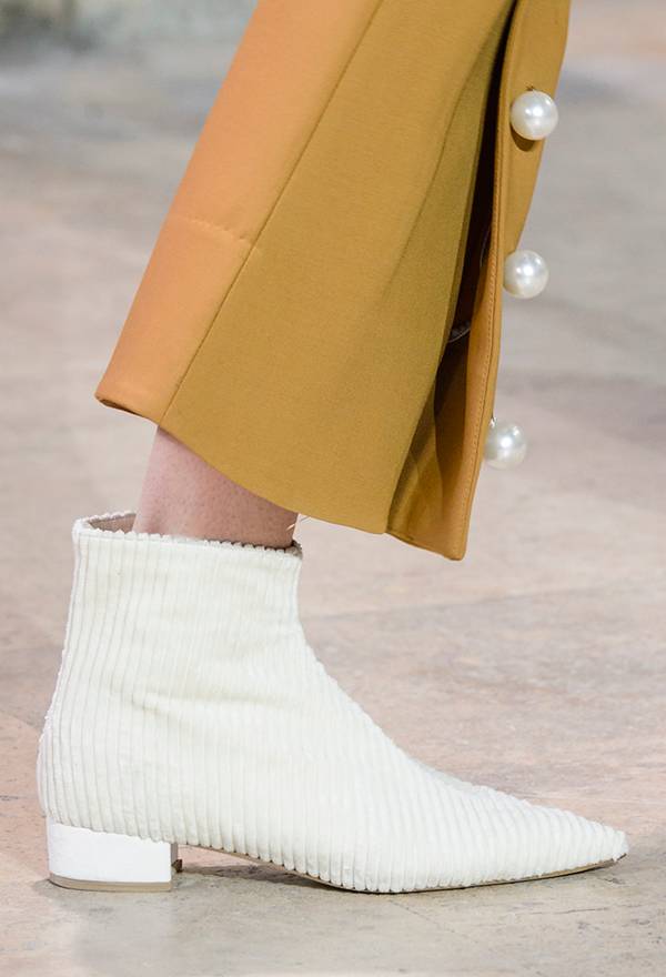 美到犯规|有了这些花样玩法谁还要正经地戴珍珠?