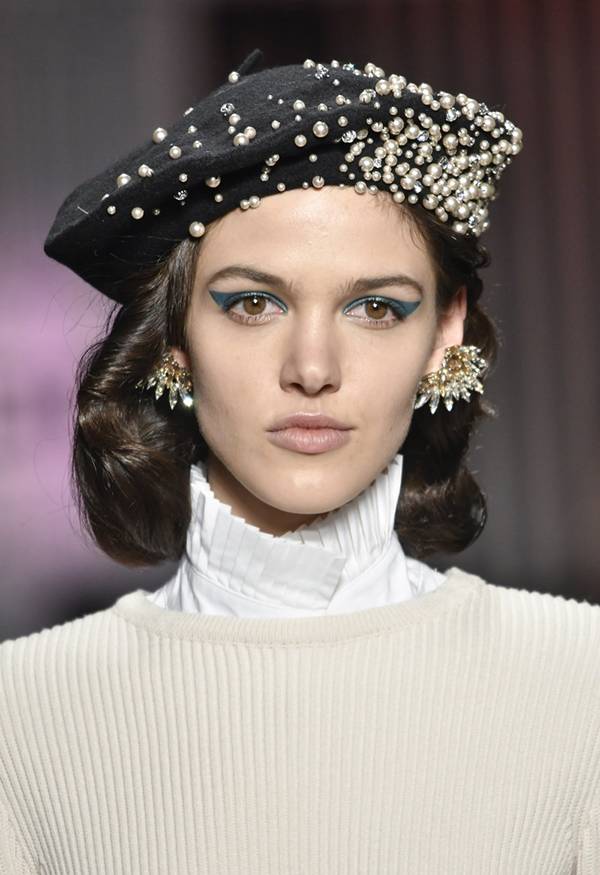 美到犯规|有了这些花样玩法谁还要正经地戴珍珠?