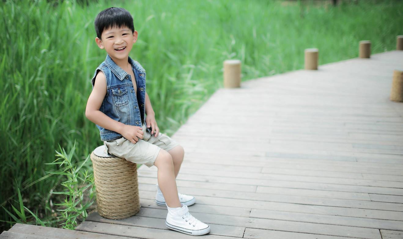 如何用佳能100d拍出来有美颜效果,canoneos100d拍出的效果