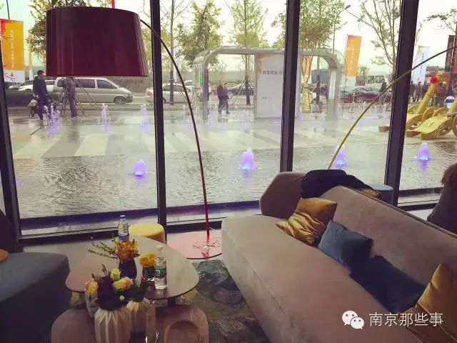 24小时、以旧换新……南京这8大特色书店,去了就不想离开