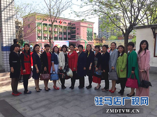 女企业家牵手小学生助力驻马店实验小学健身节