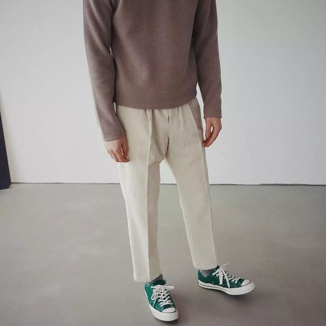 好的冬季衣服面料推荐,冬季想穿出高级感避免三种面料