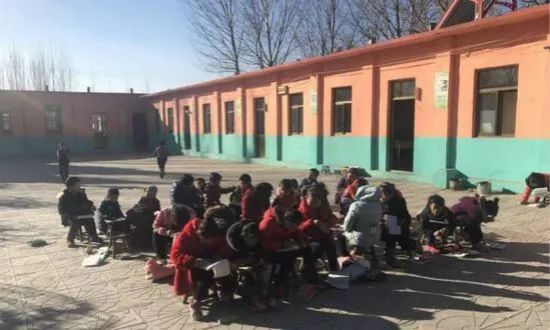 寒冬凛凛仍未供暖,80名学生冻感冒43人!教育部发话了