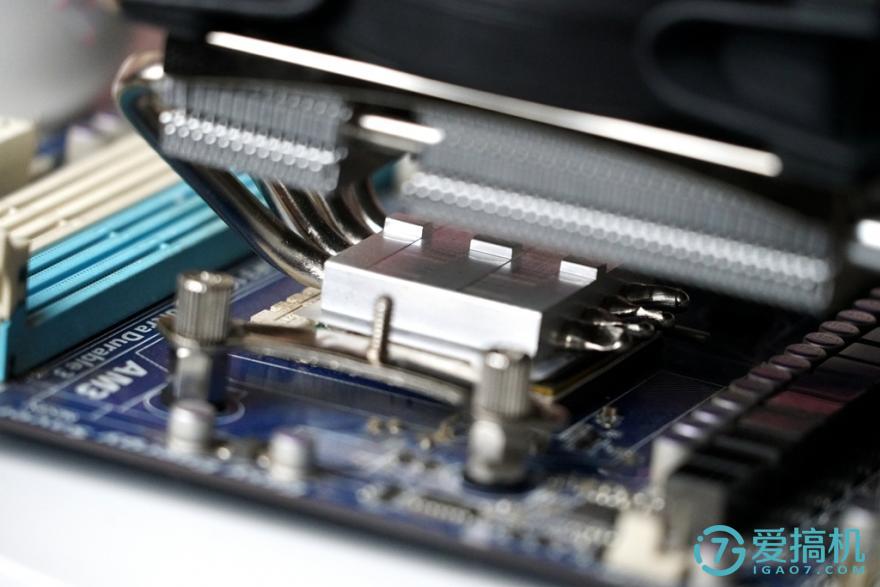 超频三下压式散热器测试,散热效果好