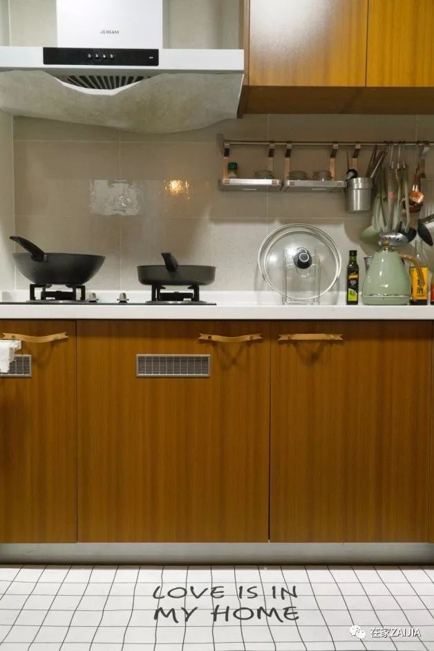 小可爱和小可爱在一起,老气精装房分分钟给你变成韩剧现场