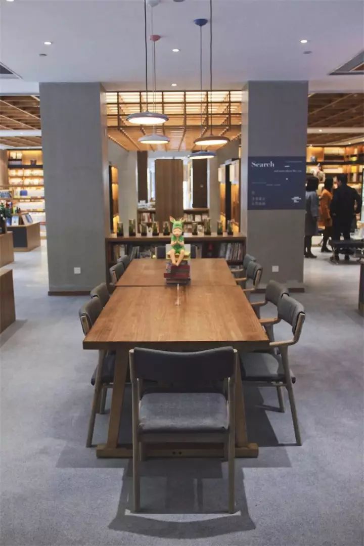 24小时、以旧换新……南京这8大特色书店,去了就不想离开