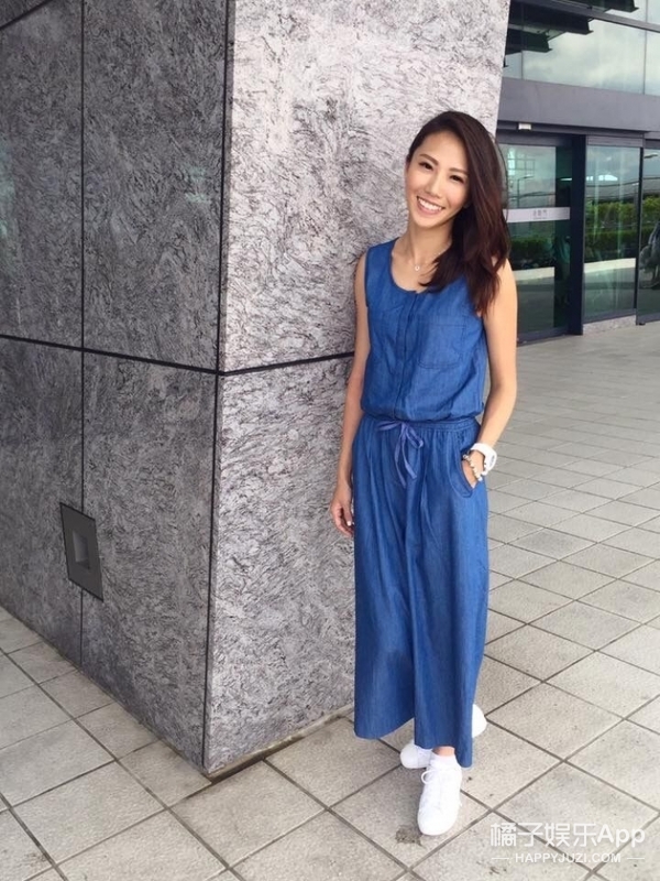 前黑涩会美眉成员大牙声援,黑涩会美眉大牙真名叫什么