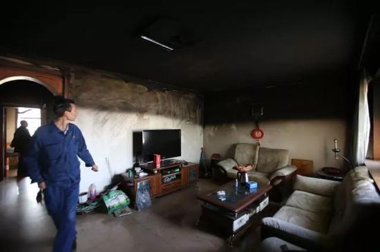 冰箱压缩机烧毁会着火么,新飞冰箱冒烟了