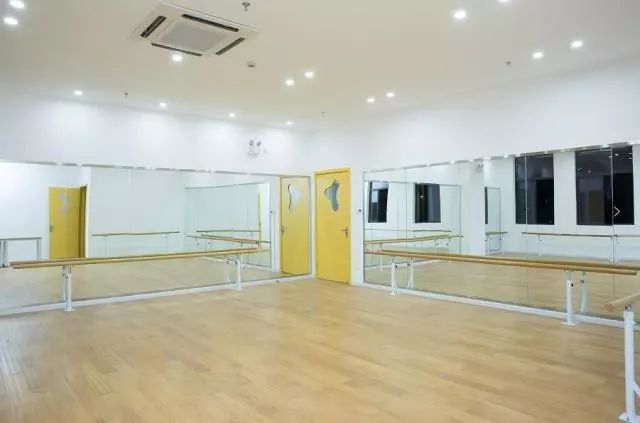 幼小衔接讲座、民办择校解答、儿童瑜伽、沙画、吉他……本周六邀您免费体验啦~