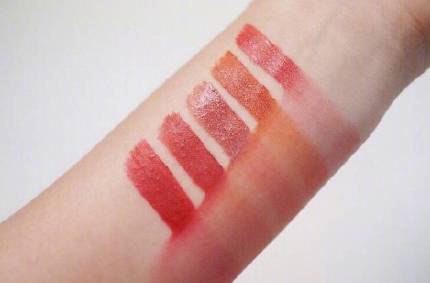 「内含福利」价格只要四分之一，还更持久！说它是Armani平价替代你信不信？