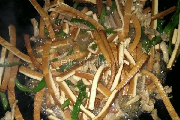 豆干炒肉片的配料,豆干炒肉的热量是多少大卡