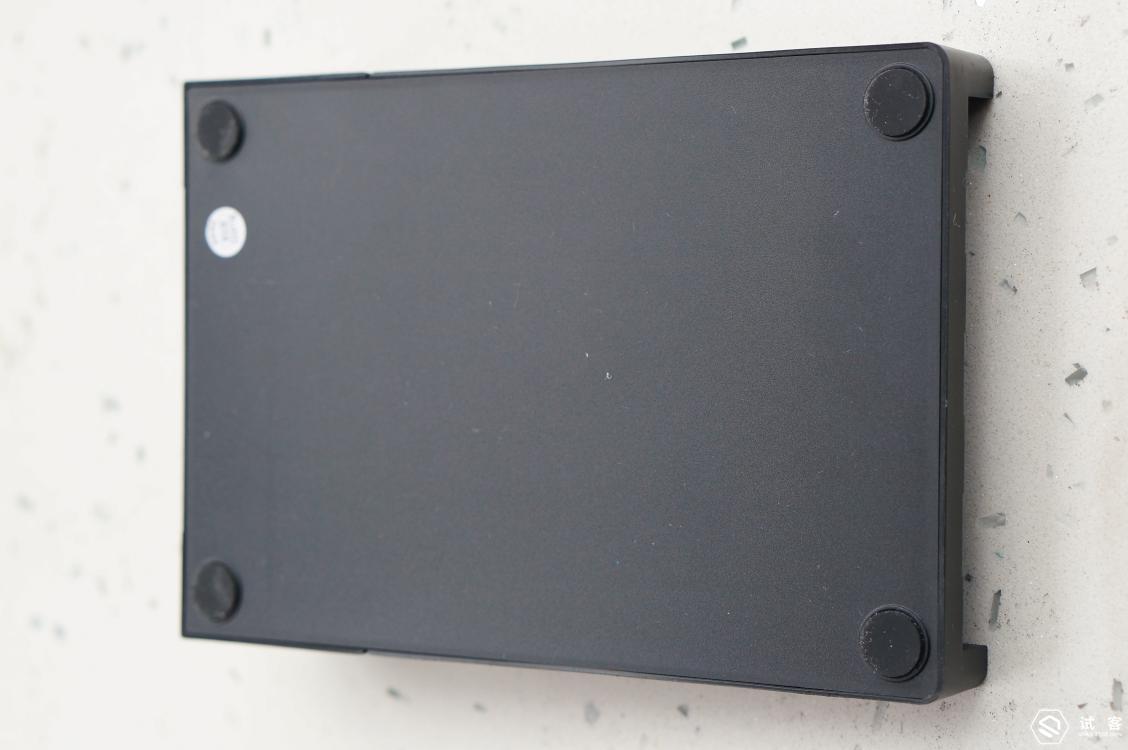 orico奥睿科m.2移动硬盘盒评测,orico奥睿科移动硬盘盒拆卸