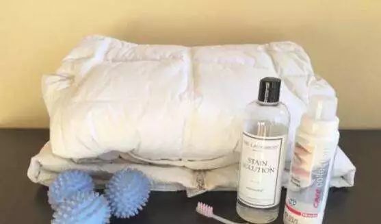 滚筒洗衣机洗羽绒服会不会爆炸,清洗羽绒服可以直接用洗衣机吗