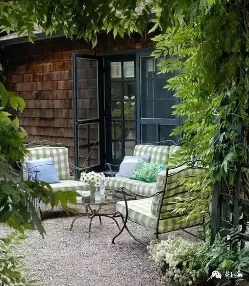 花园里的花怎么种植,花园里如何种花更容易活