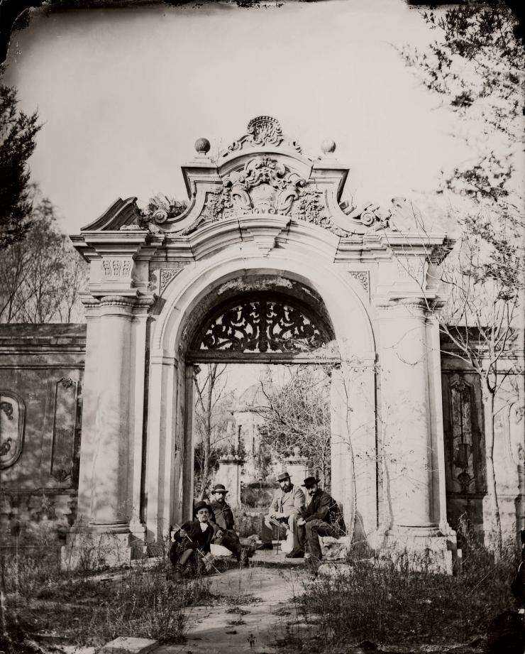 婕皥鍦嗘槑鍥洓鍗佹櫙,婕皥棰愬拰鍥帀娌冲寳渚ф槅浠戠煶