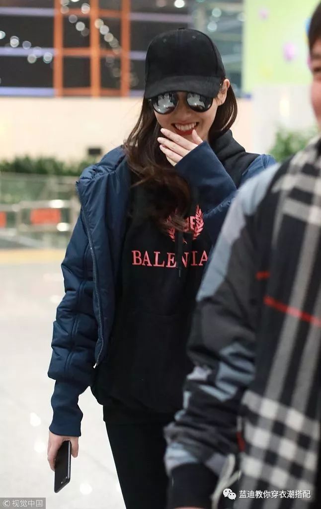 明星同款春款唐嫣日常穿搭,明星服装搭配女唐嫣