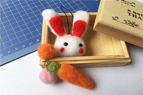 兔子毛绒挂件diy,diy羊毛毡钥匙扣小熊