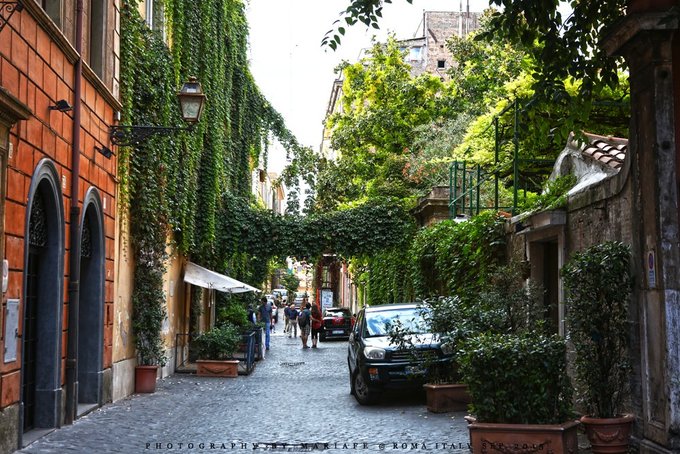 第一次去欧洲去西班牙还是意大利,没出过国第一次可以去欧洲吗