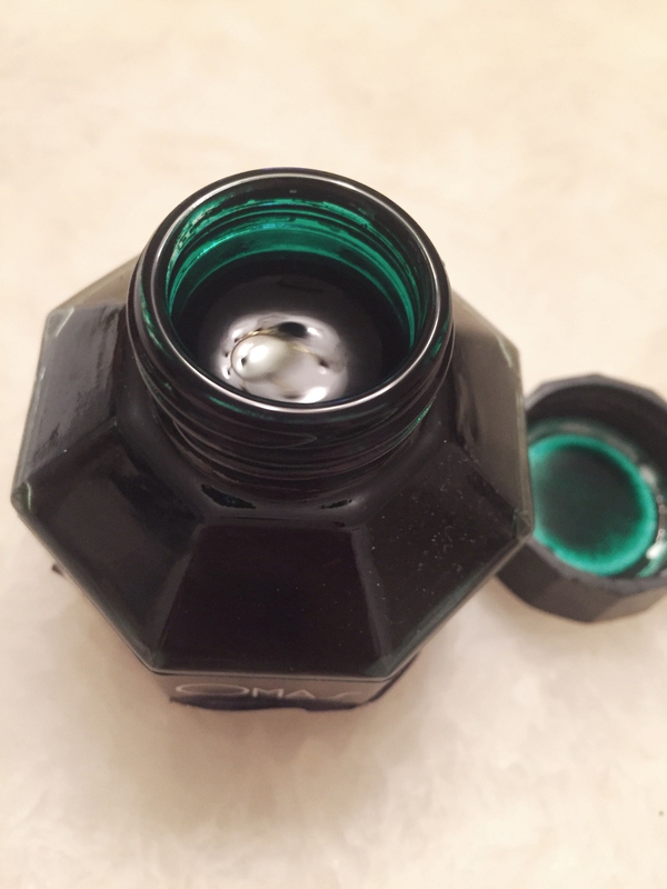 一支钢笔可以用不同颜色的墨水吗,钢笔用什么颜色的墨水才炫酷