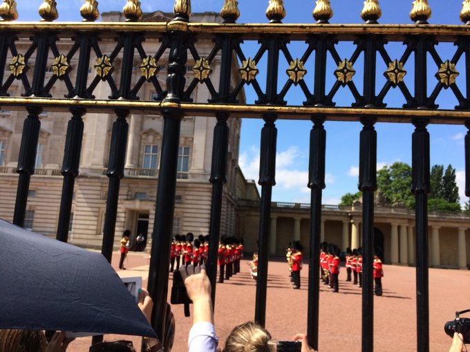 【已完结】英格兰苏格兰18日游记——美景、历史、足球、文化全体验（含挡风玻璃损坏以及车胎被扎处理经过）