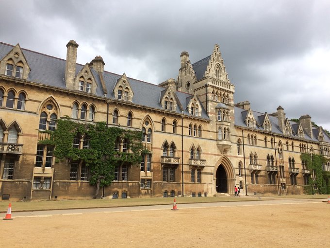 【已完结】英格兰苏格兰18日游记——美景、历史、足球、文化全体验（含挡风玻璃损坏以及车胎被扎处理经过）