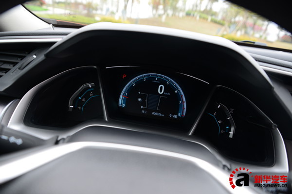 本田十代思域下雨天试驾,东风本田第十代思域试驾