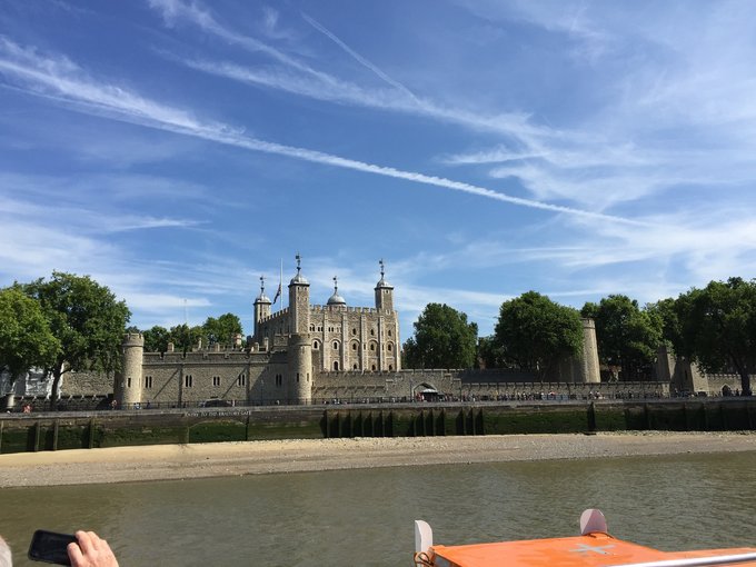 【已完结】英格兰苏格兰18日游记——美景、历史、足球、文化全体验（含挡风玻璃损坏以及车胎被扎处理经过）